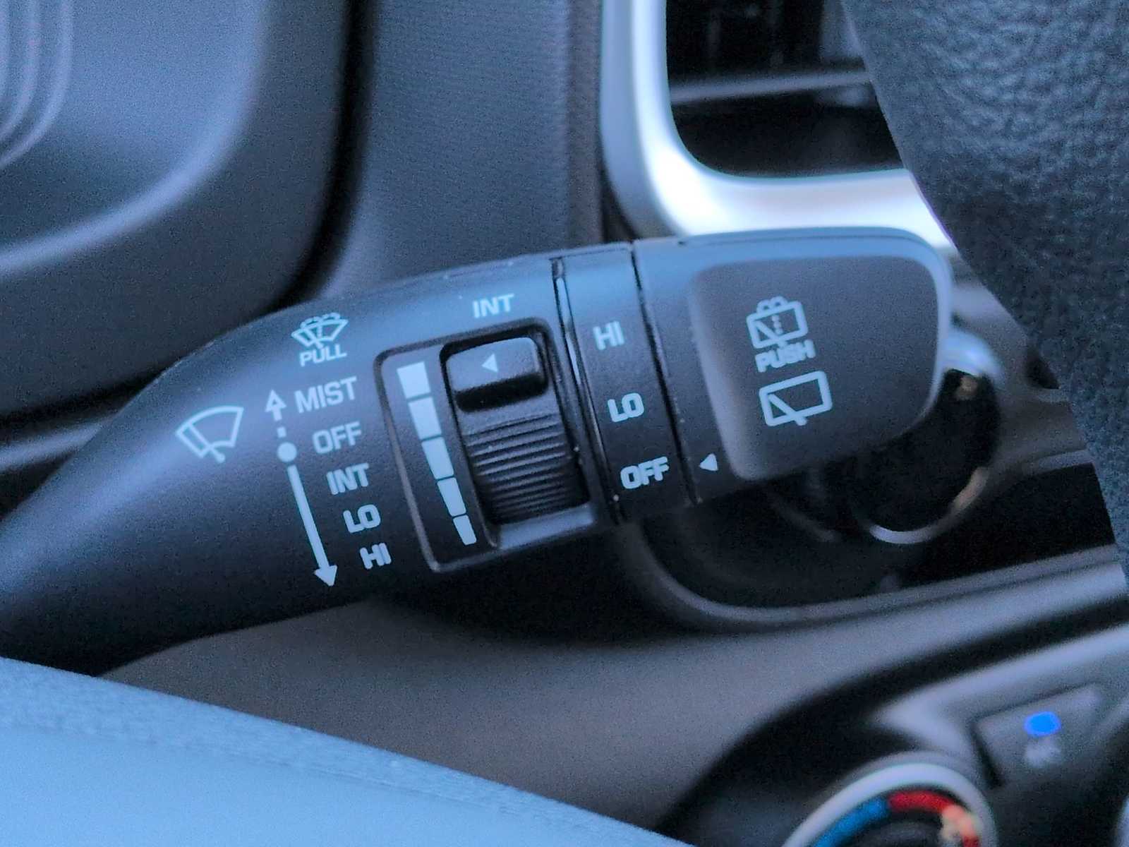 Thumbnail: 2026 Hyundai Venue - 25