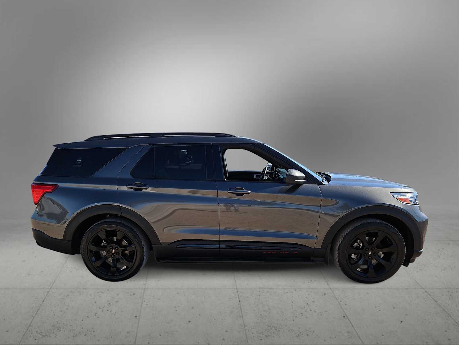 Thumbnail: 2020 Ford Explorer - 9