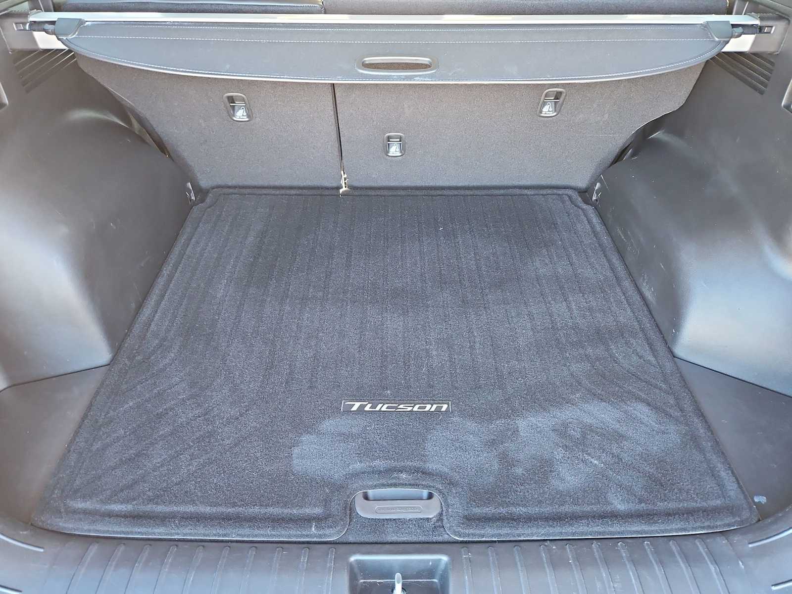 Thumbnail: 2023 Hyundai Tucson - 32