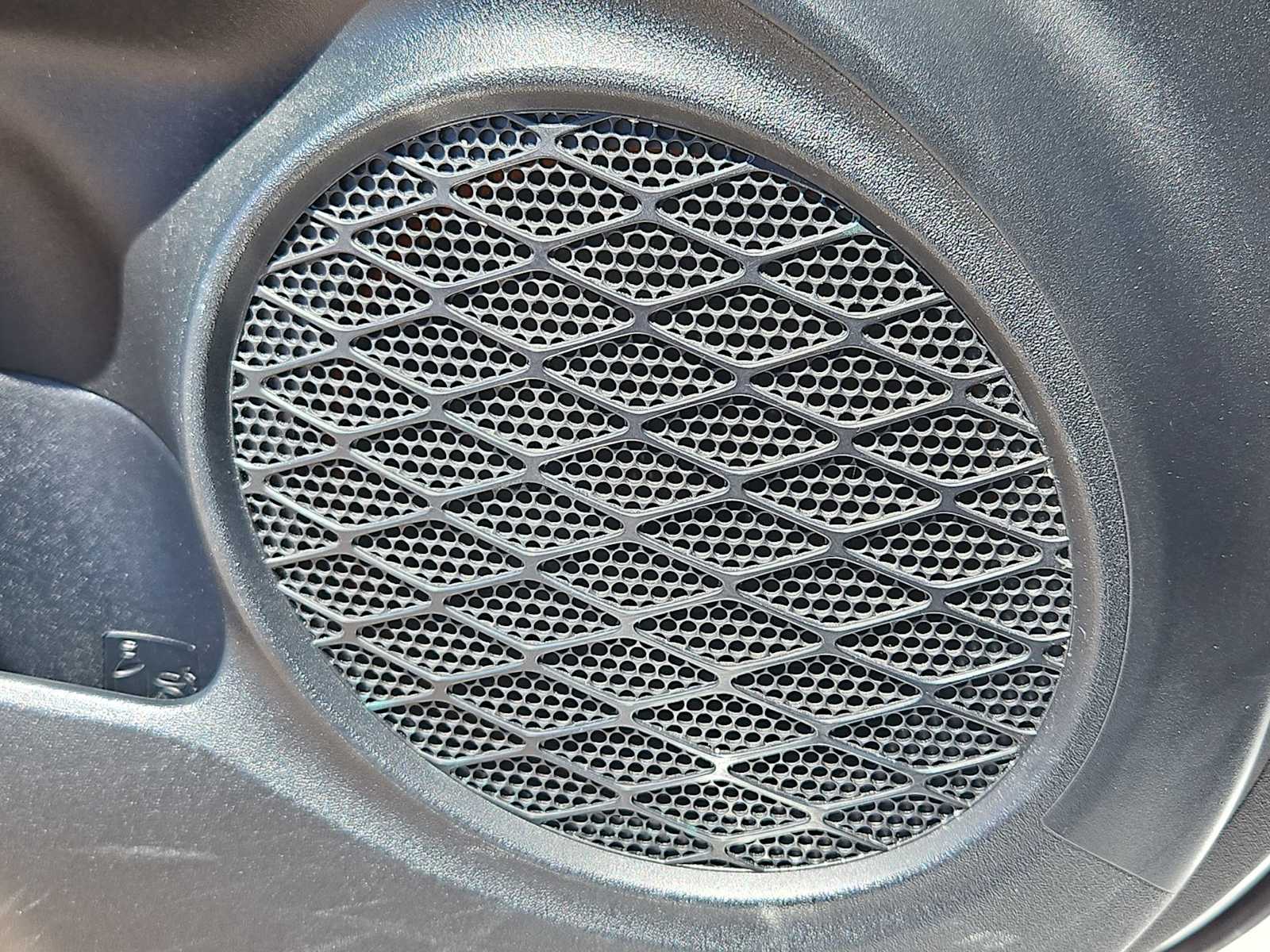 Thumbnail: 2018 Toyota Prius - 30