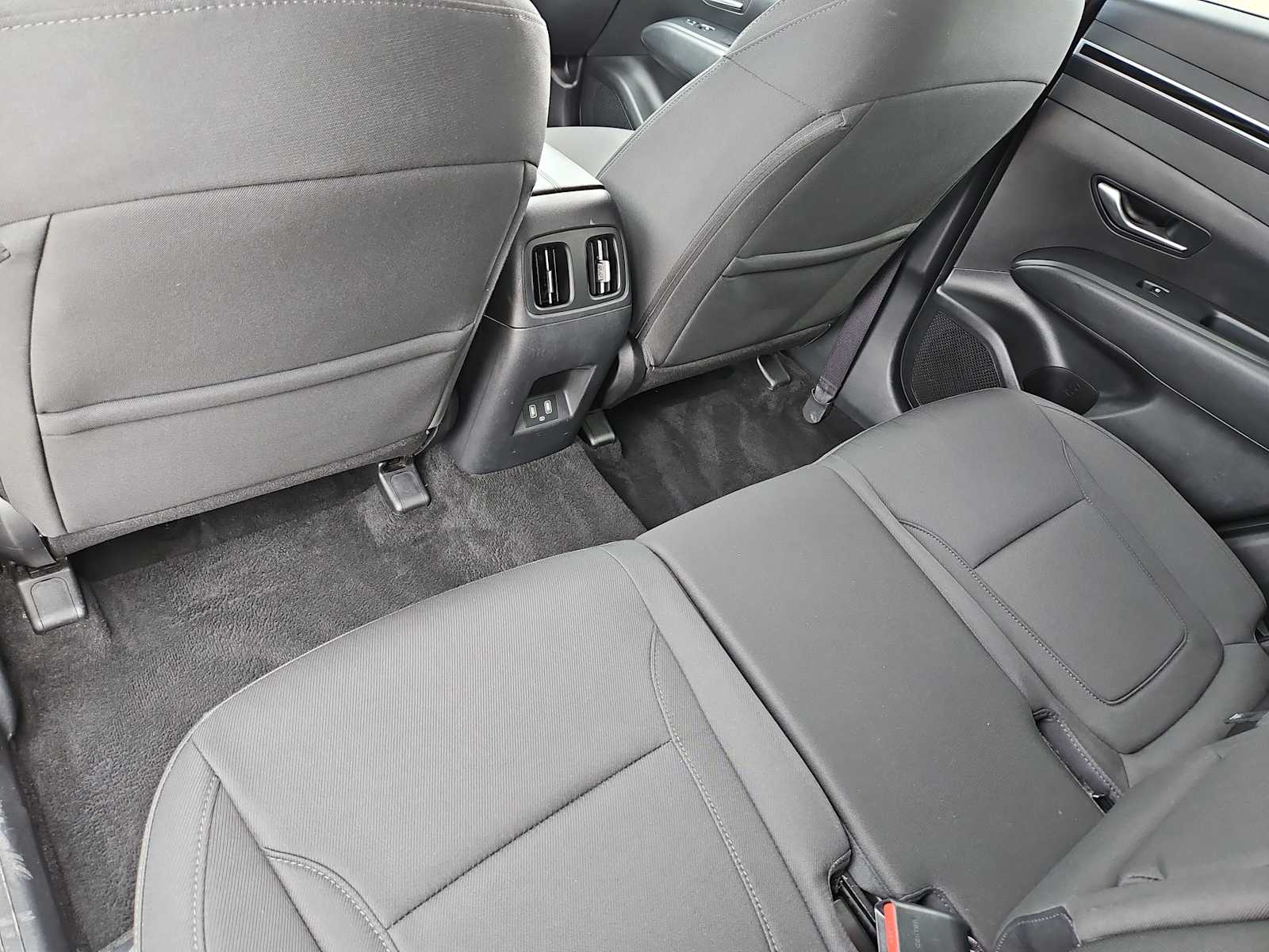 Thumbnail: 2024 Hyundai Tucson - 18