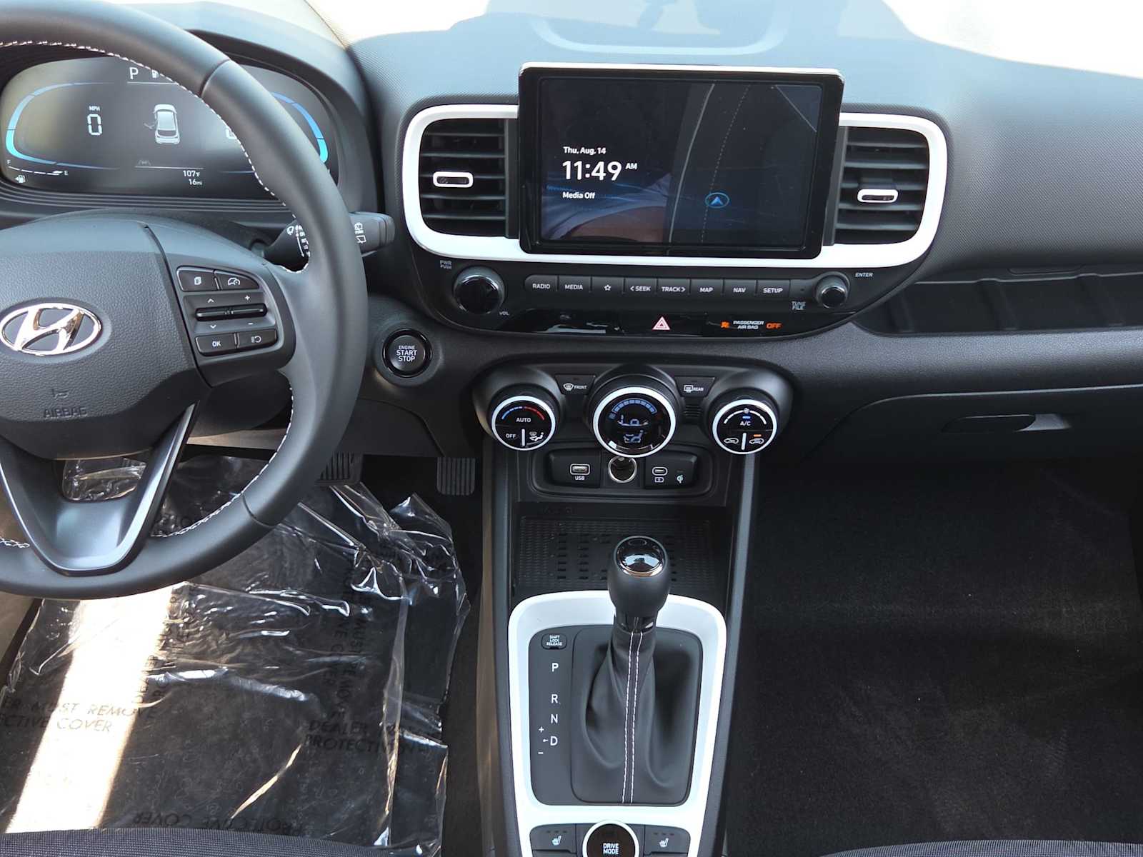 Thumbnail: 2025 Hyundai Venue - 25