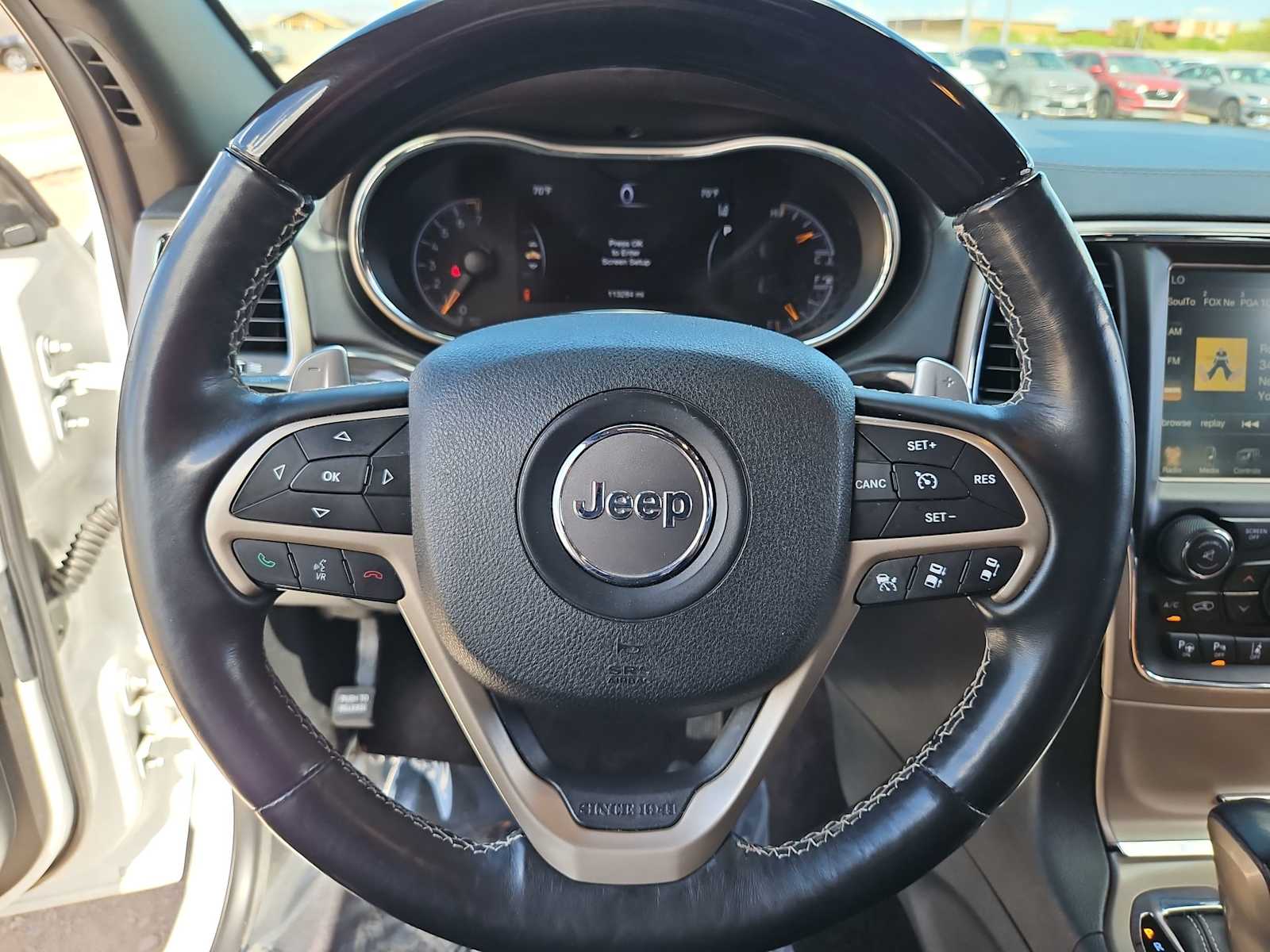 Thumbnail: 2017 Jeep Grand Cherokee - 23