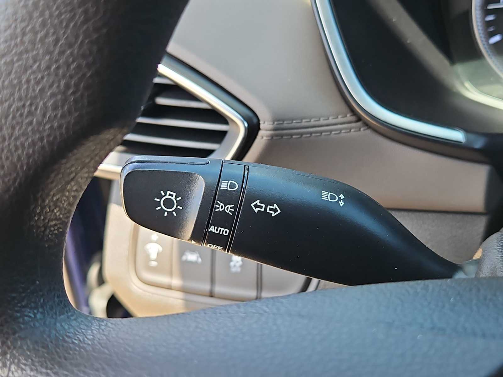 Thumbnail: 2020 Hyundai Santa Fe - 26