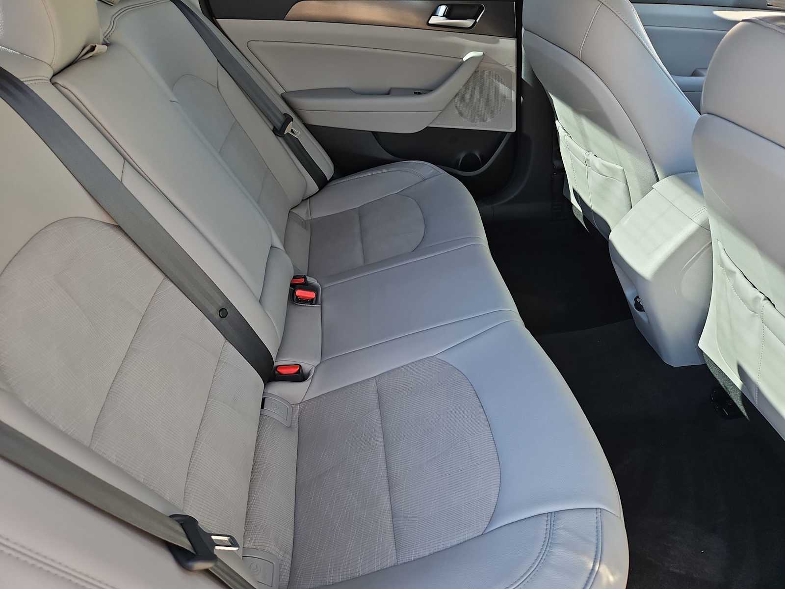 Thumbnail: 2016 Hyundai Sonata - 20