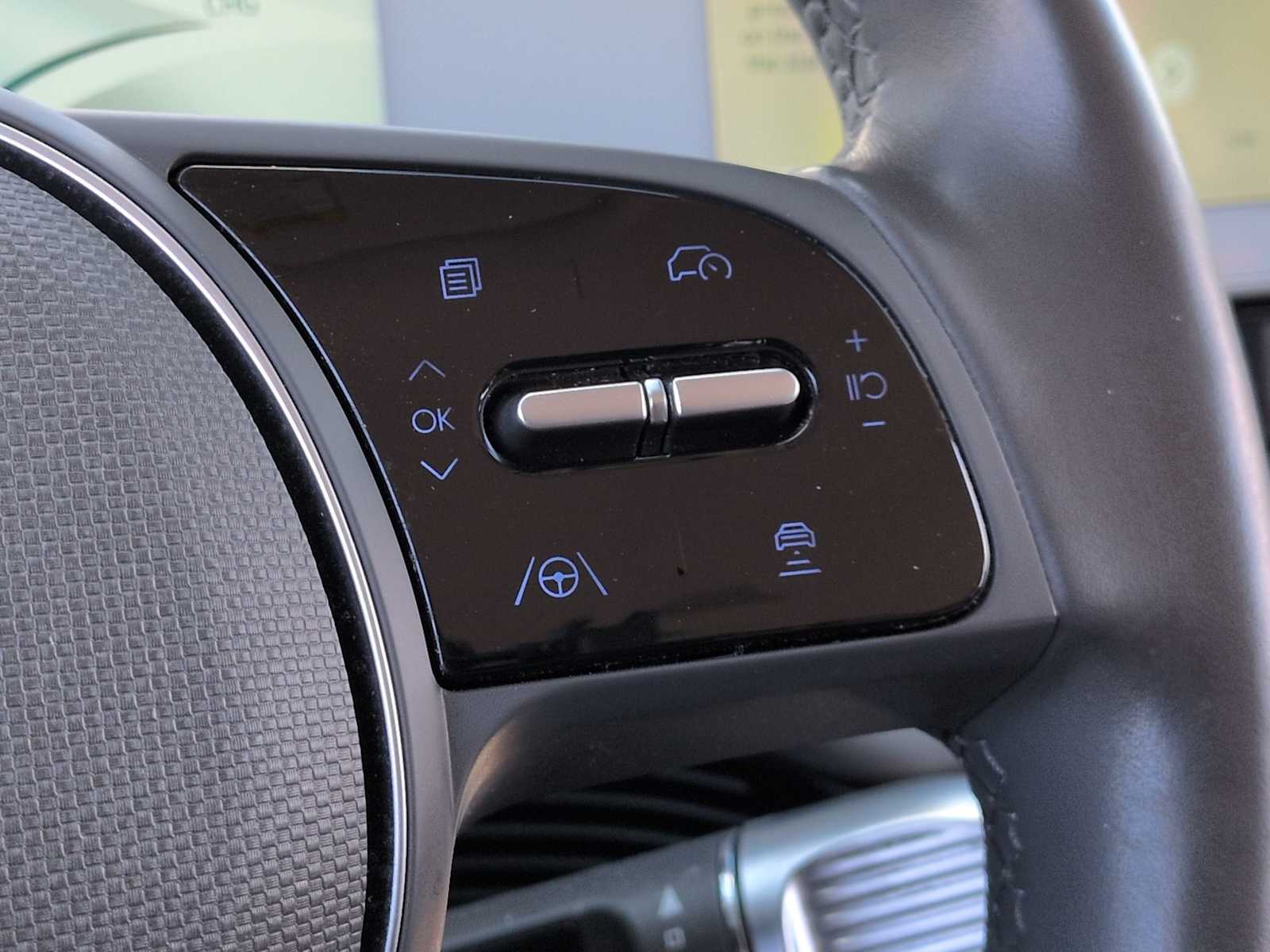 Thumbnail: 2024 Hyundai Ioniq 5 - 25