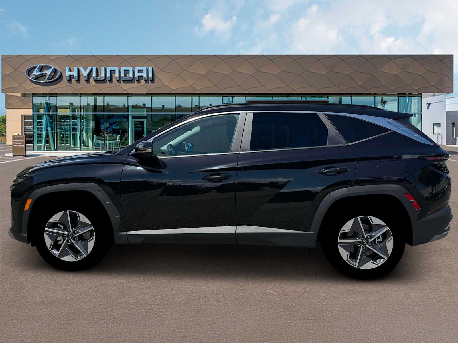 Thumbnail: 2026 Hyundai Tucson - 3