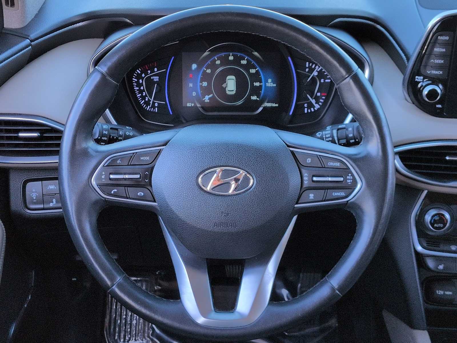 Thumbnail: 2019 Hyundai Santa Fe - 24