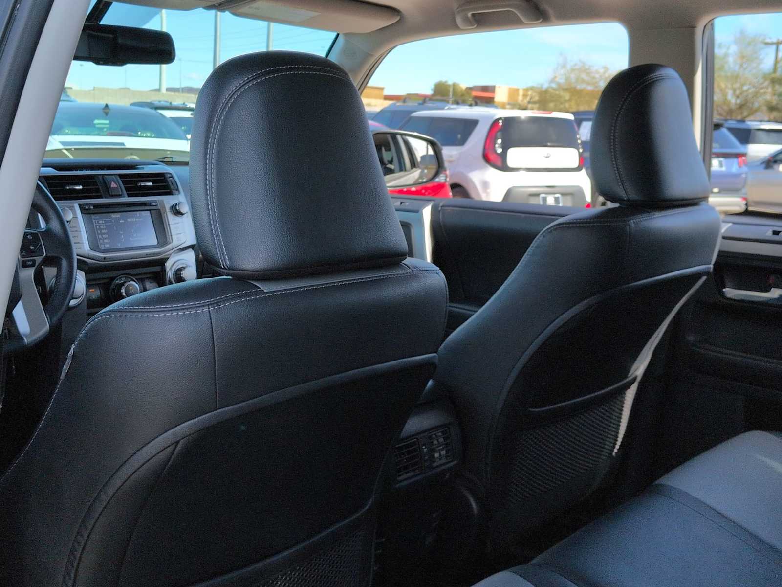 Thumbnail: 2017 Toyota 4Runner - 18