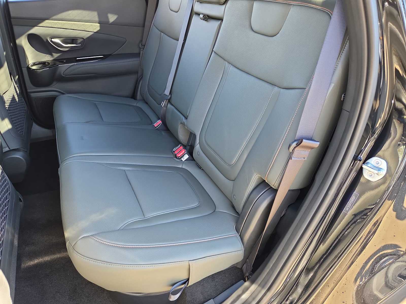 Thumbnail: 2025 Hyundai Santa Cruz - 20