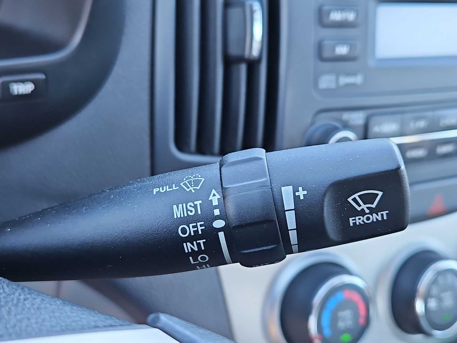 Thumbnail: 2010 Hyundai Elantra - 24