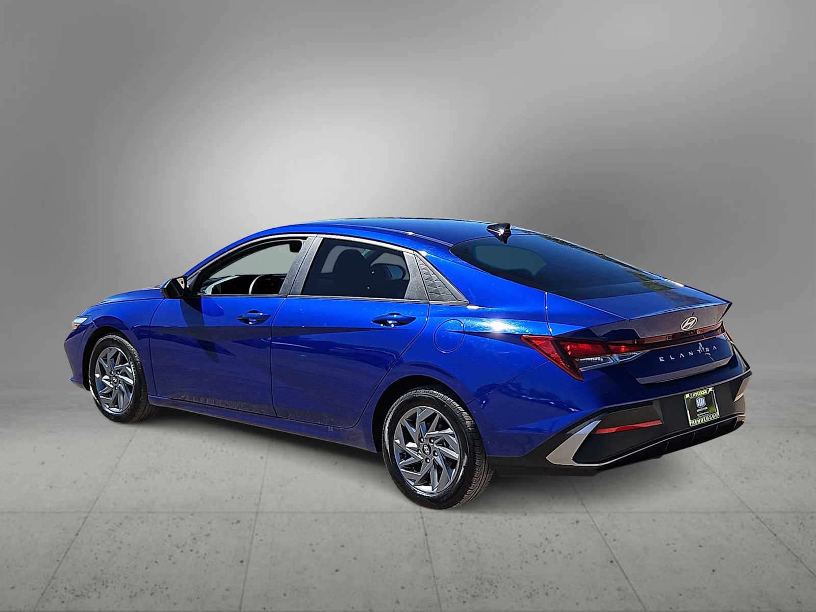 Thumbnail: 2024 Hyundai Elantra - 6