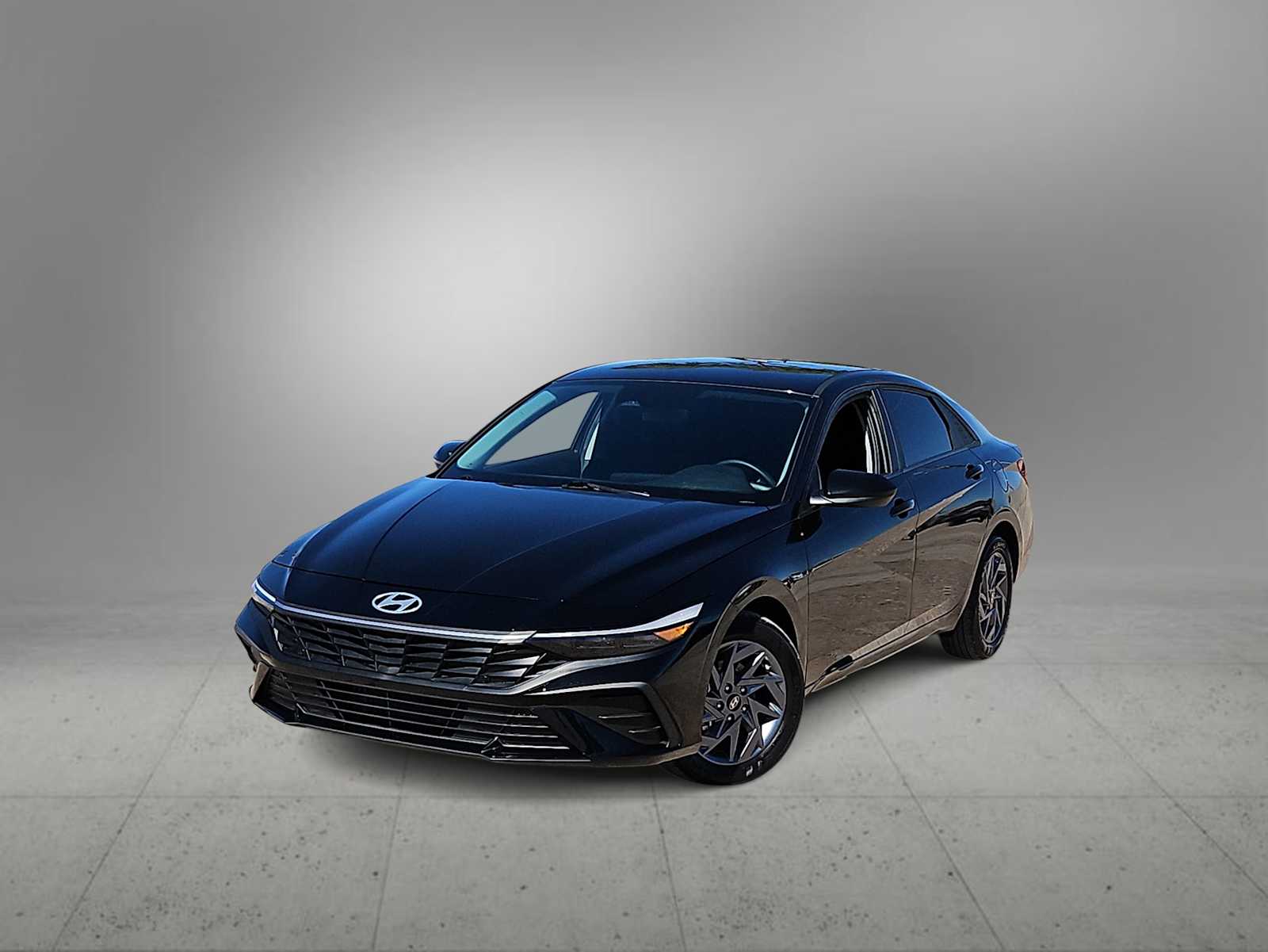 Thumbnail: 2024 Hyundai Elantra - 1