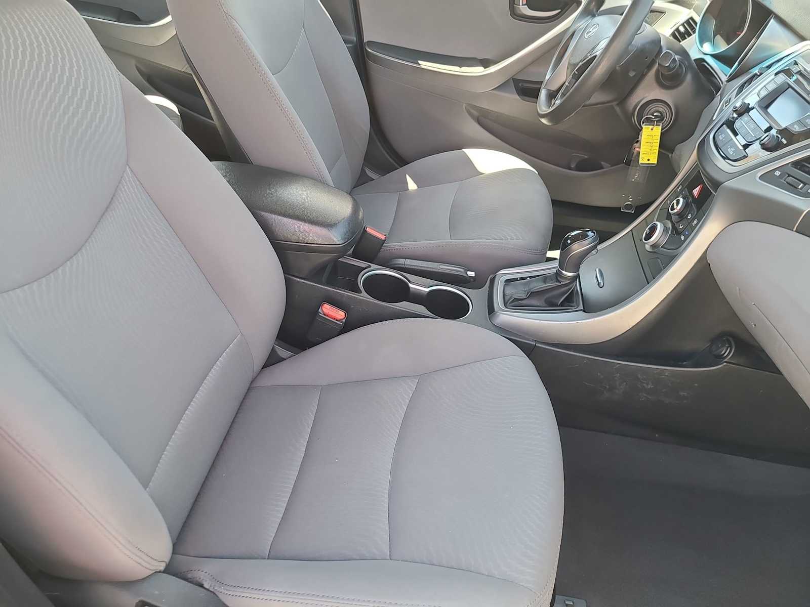 Thumbnail: 2016 Hyundai Elantra - 22