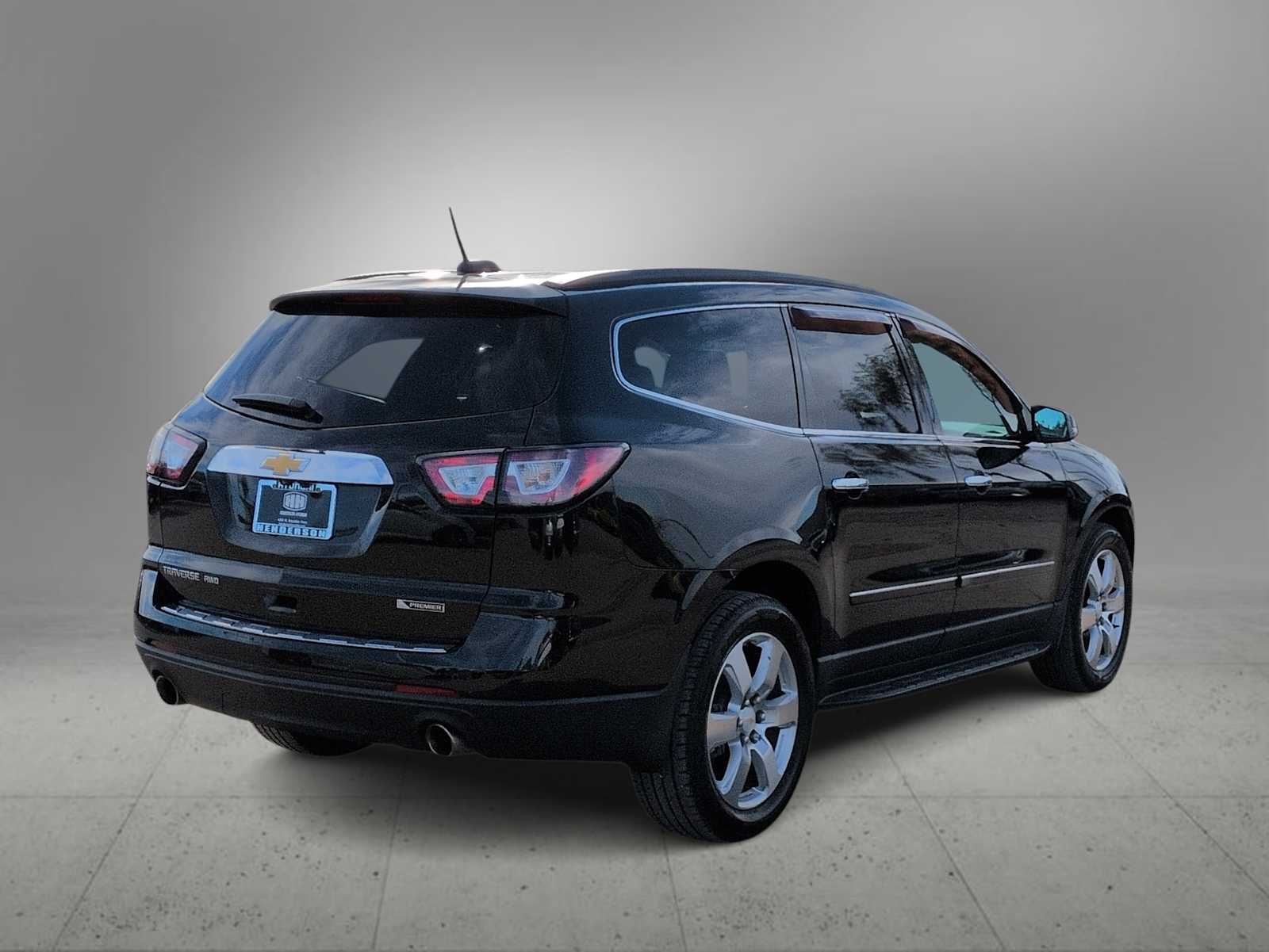 Thumbnail: 2017 Chevrolet Traverse - 8