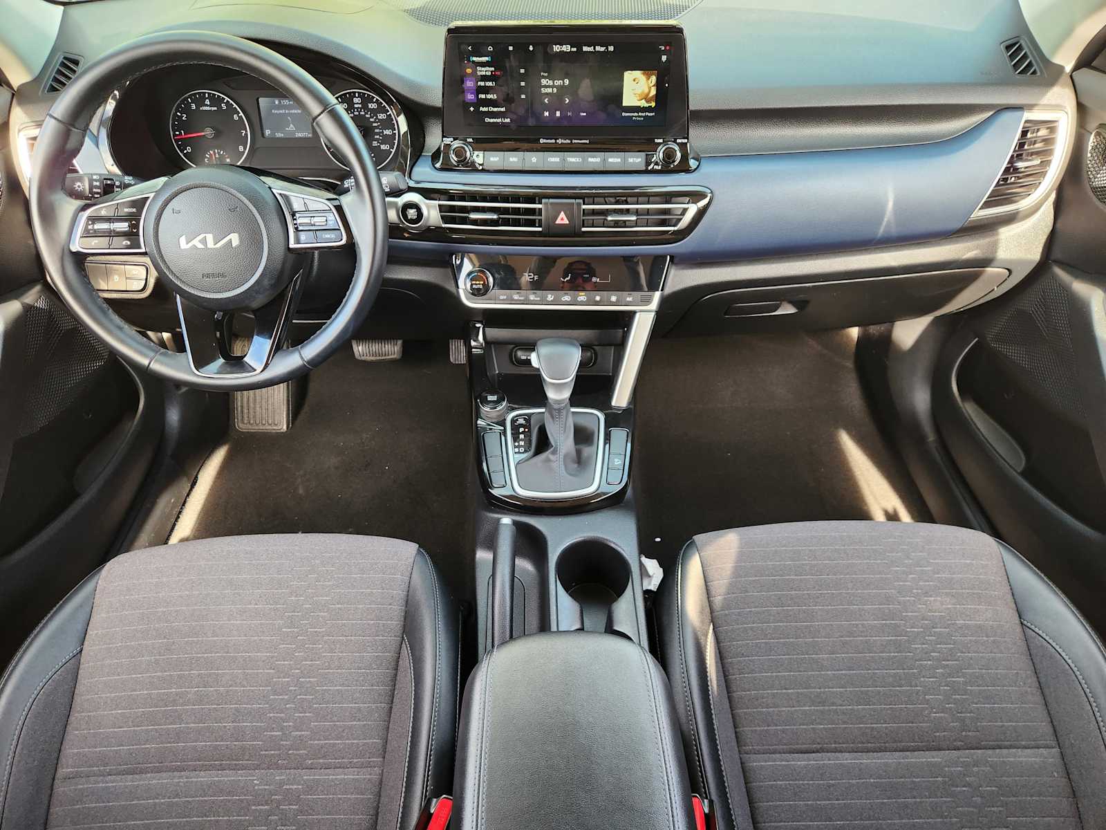 Thumbnail: 2023 Kia Seltos - 10