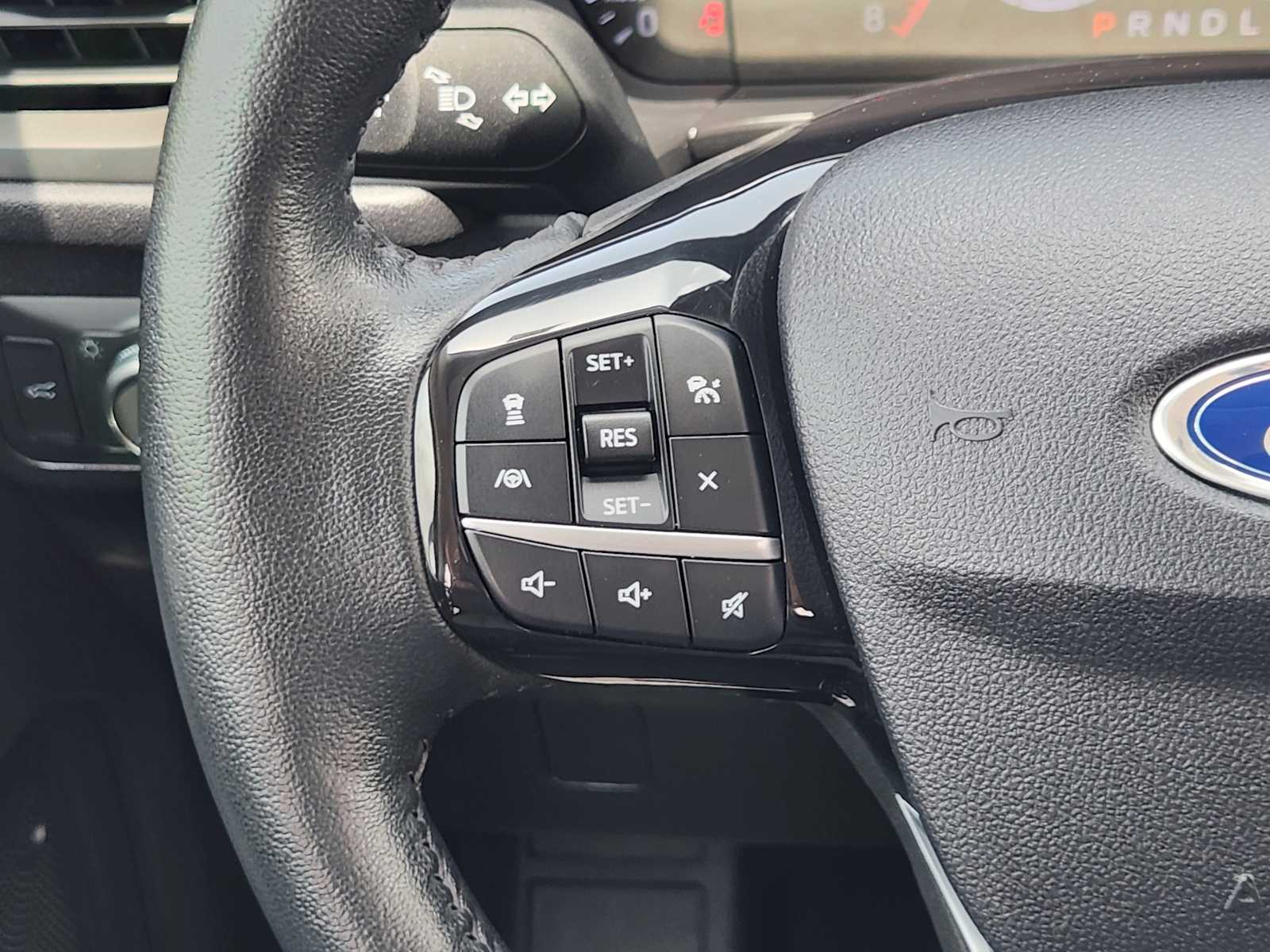 Thumbnail: 2021 Ford Escape - 31