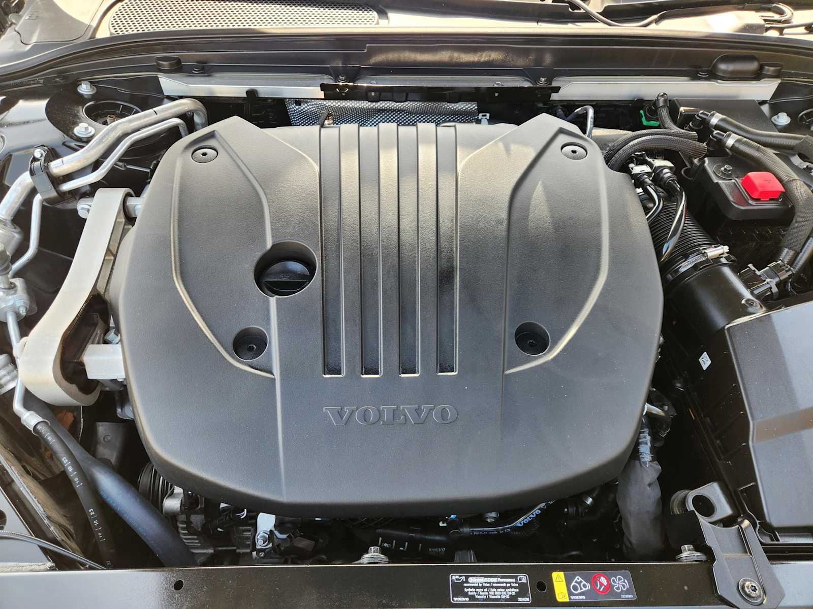 Thumbnail: 2024 Volvo S60 - 9