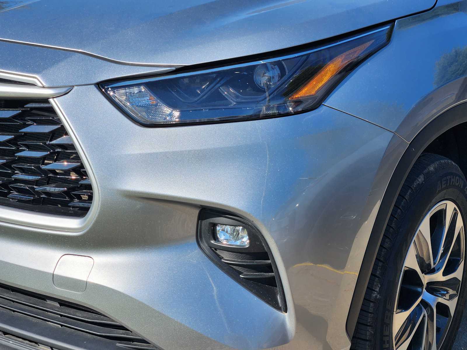 Thumbnail: 2022 Toyota Highlander - 12
