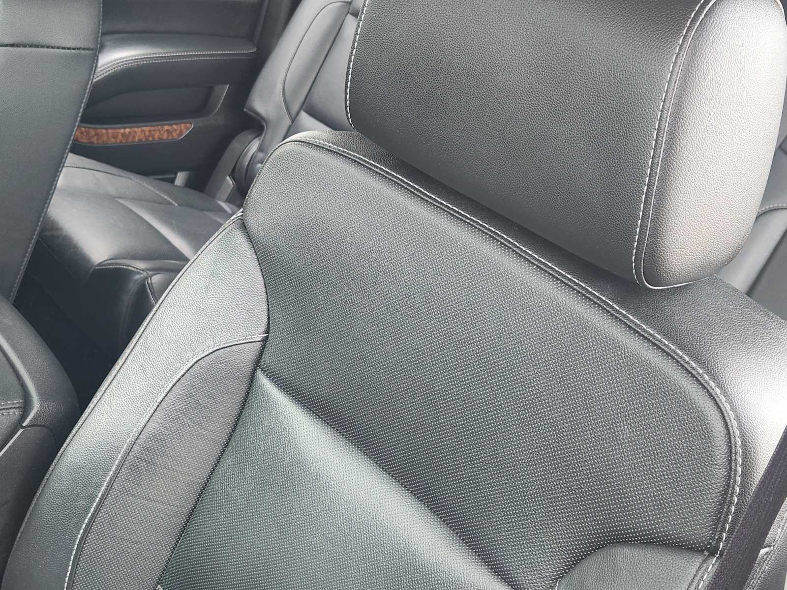 Thumbnail: 2020 Chevrolet Suburban - 24