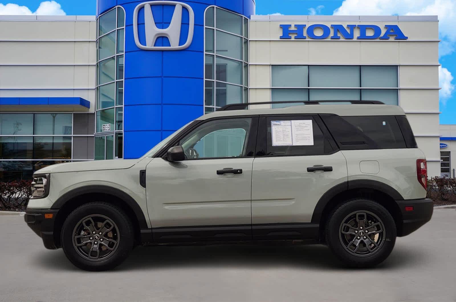 Thumbnail: 2021 Ford Bronco Sport - 3