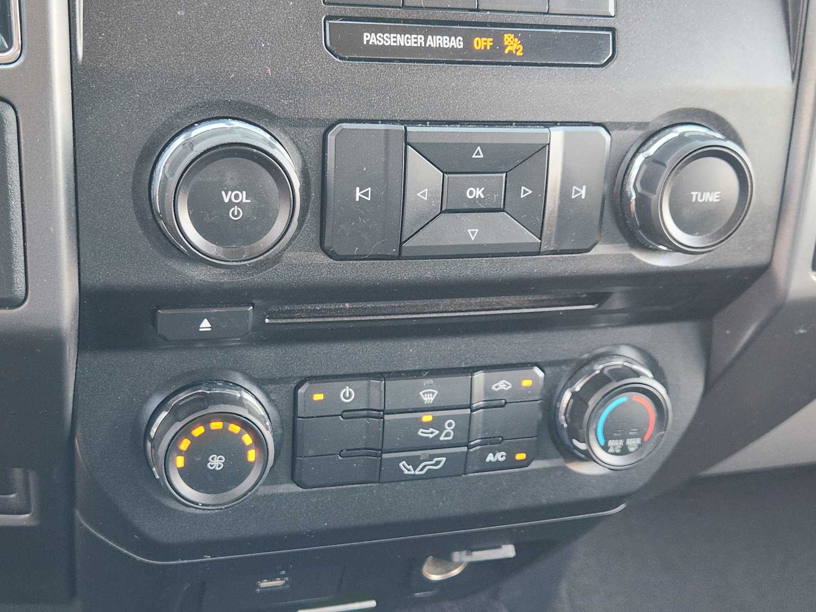 Thumbnail: 2017 Ford F-150 - 27