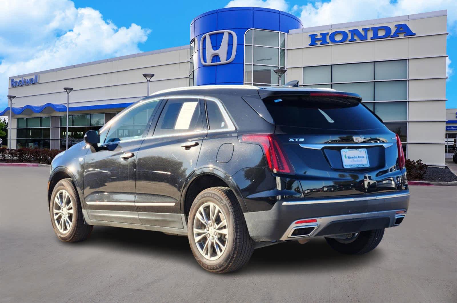Thumbnail: 2021 Cadillac XT5 - 4