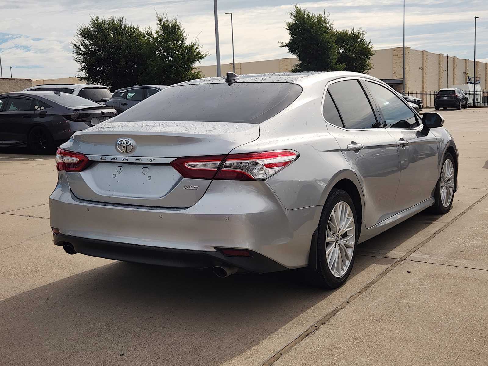 Thumbnail: 2018 Toyota Camry - 4