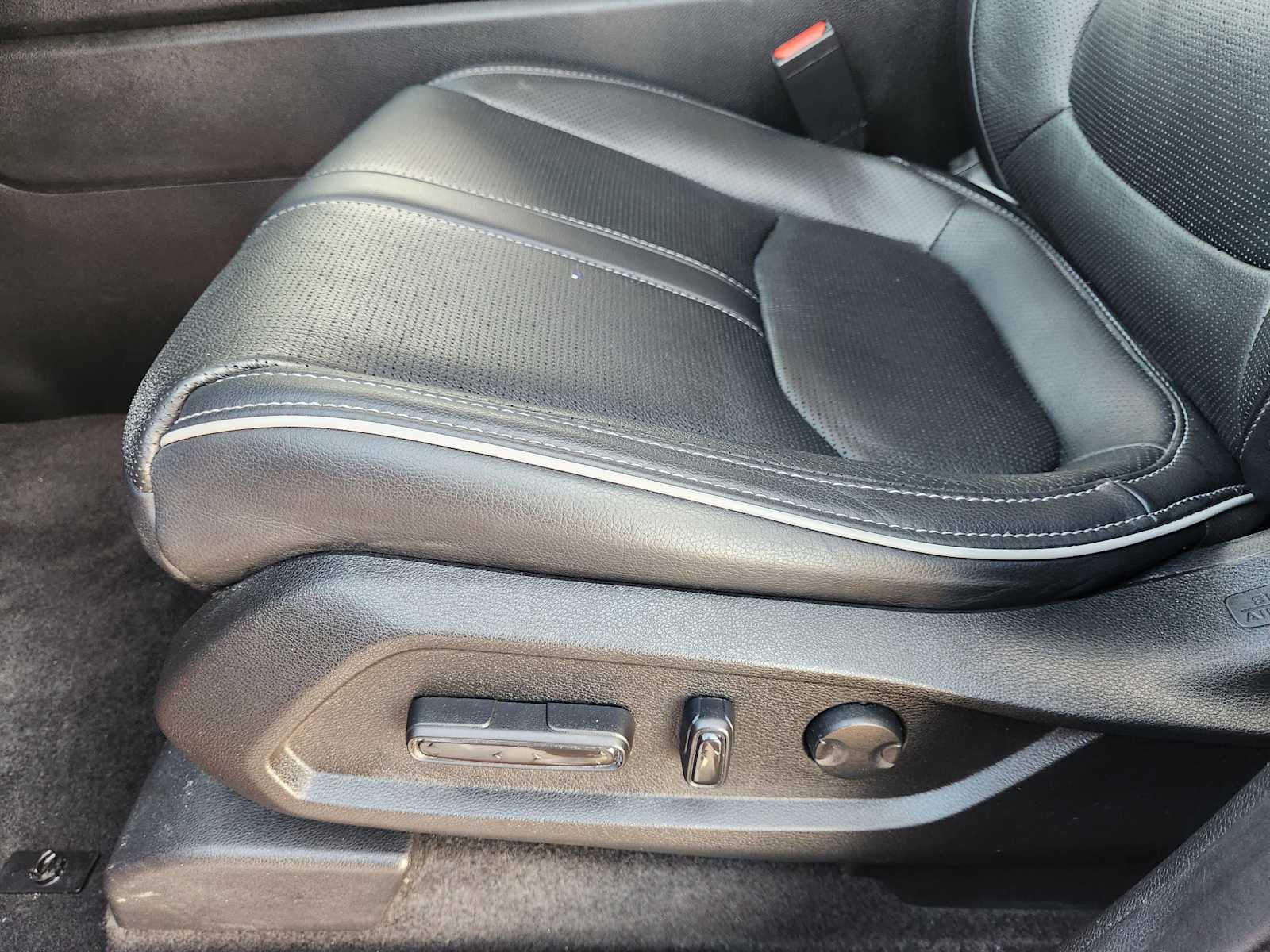 Thumbnail: 2023 Honda Pilot - 31