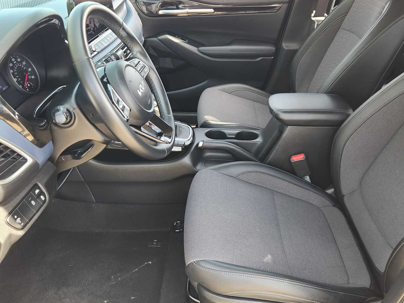 Thumbnail: 2023 Kia Seltos - 11