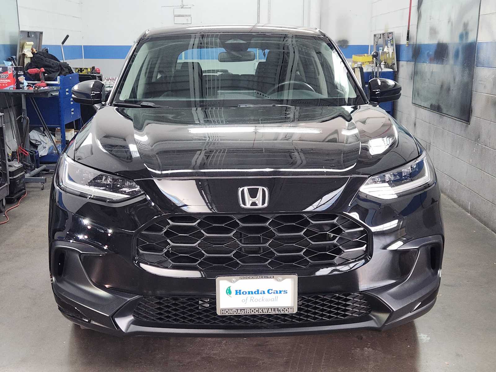 2024 Honda HR-V LX photo 2