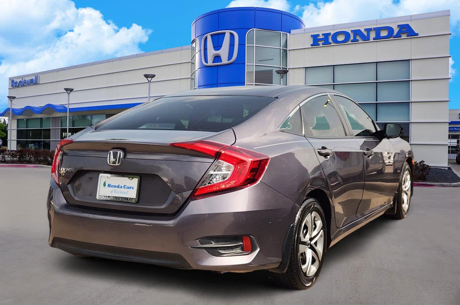 Thumbnail: 2016 Honda Civic - 4
