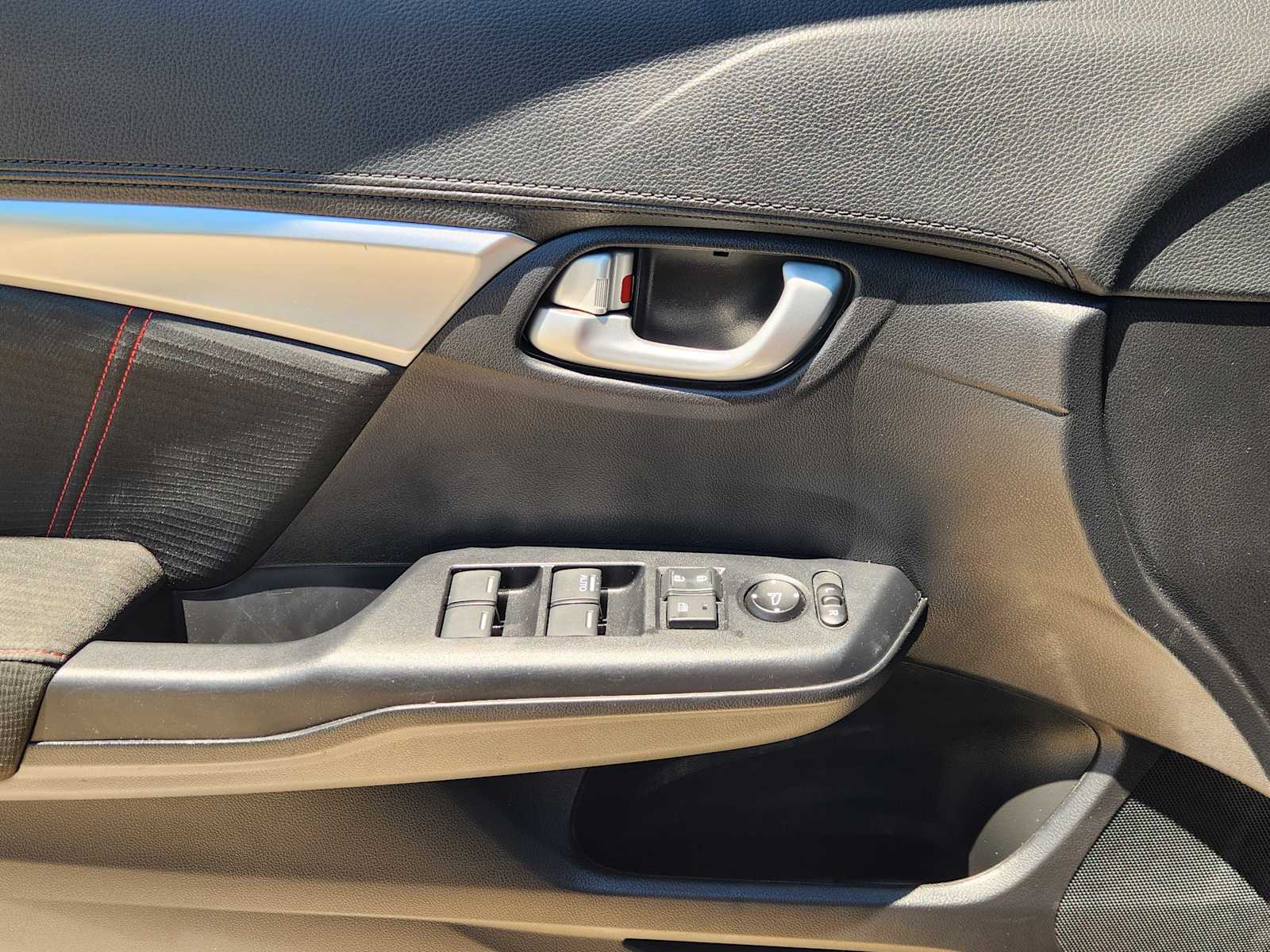 Thumbnail: 2015 Honda Civic - 29