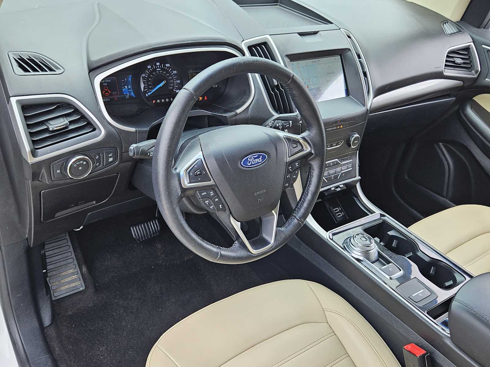 2020 Ford Edge SEL 2