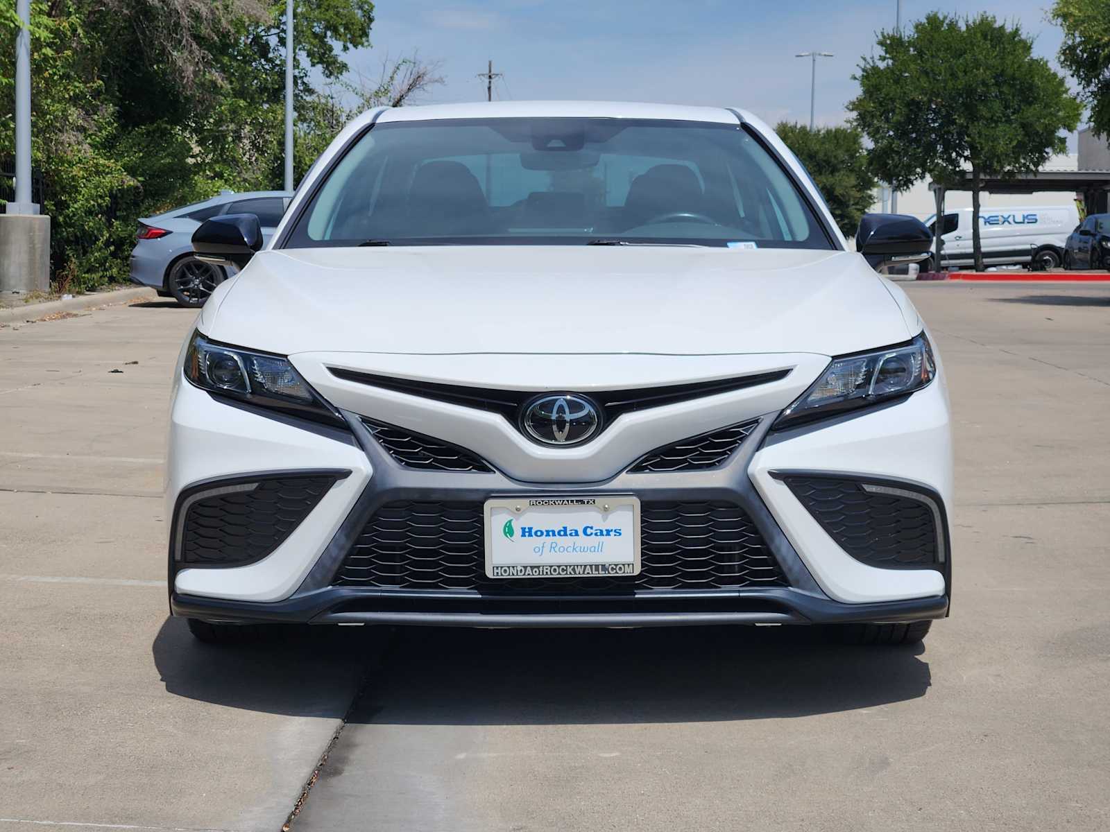 Thumbnail: 2022 Toyota Camry - 6