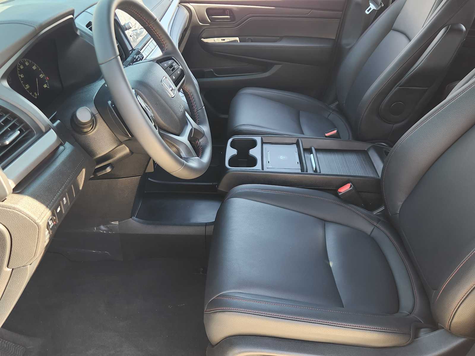 Thumbnail: 2026 Honda Odyssey - 11