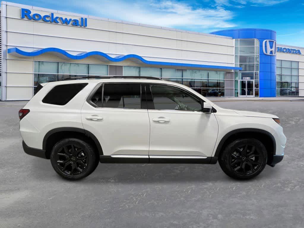 Thumbnail: 2025 Honda Pilot - 8