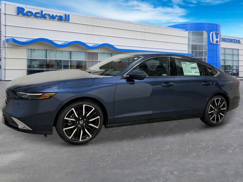 2025 Honda Accord Hybrid Touring photo 2