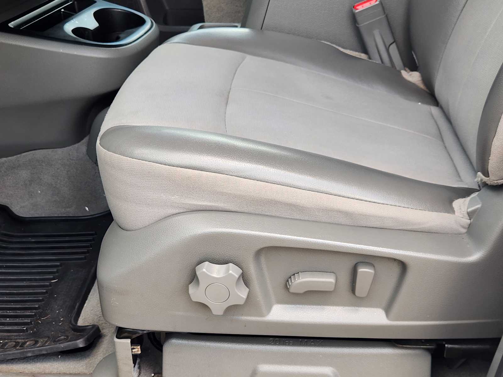 Thumbnail: 2013 Nissan NV - 31