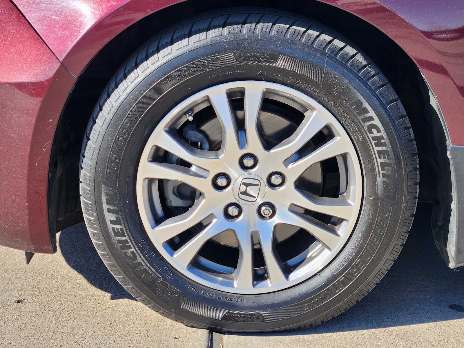 Thumbnail: 2013 Honda Odyssey - 23