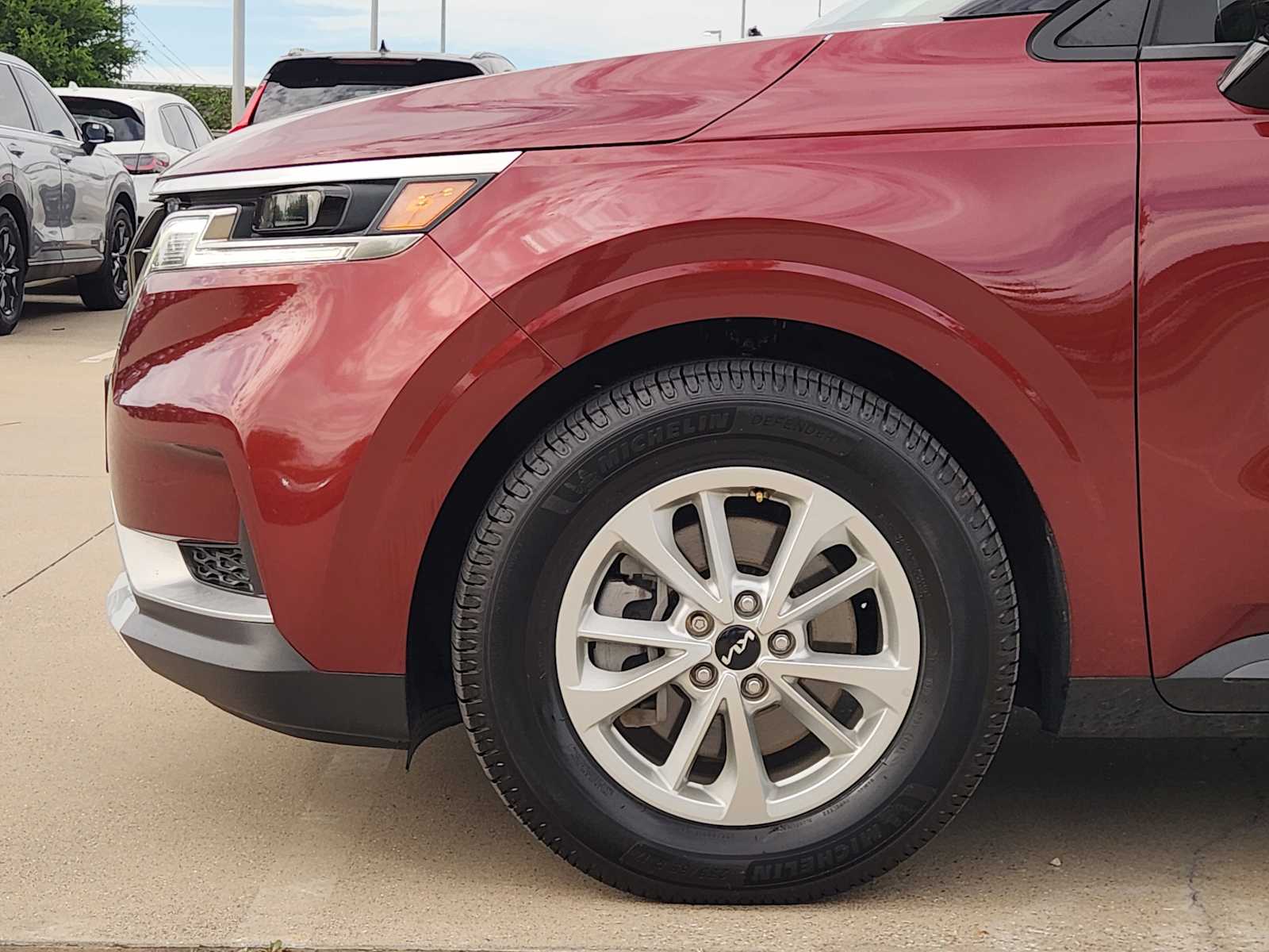 Thumbnail: 2024 Kia Carnival - 8