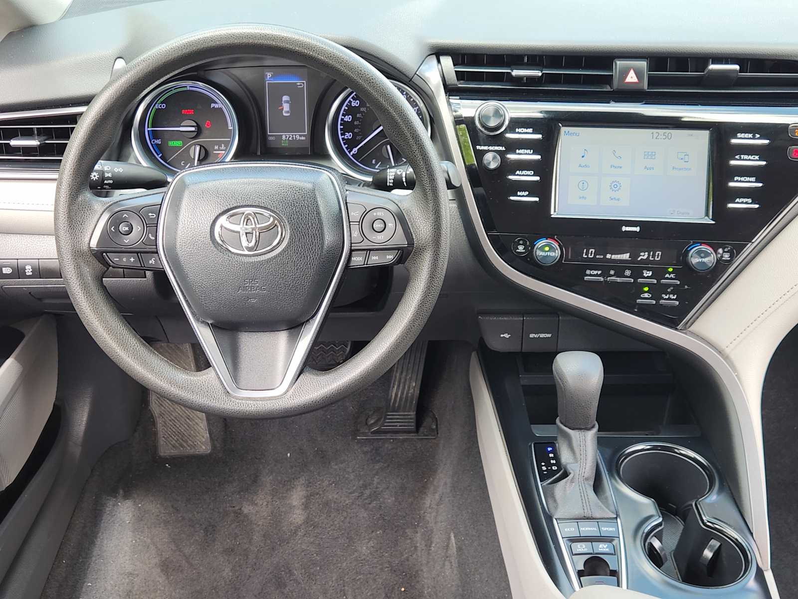 Thumbnail: 2020 Toyota Camry - 15