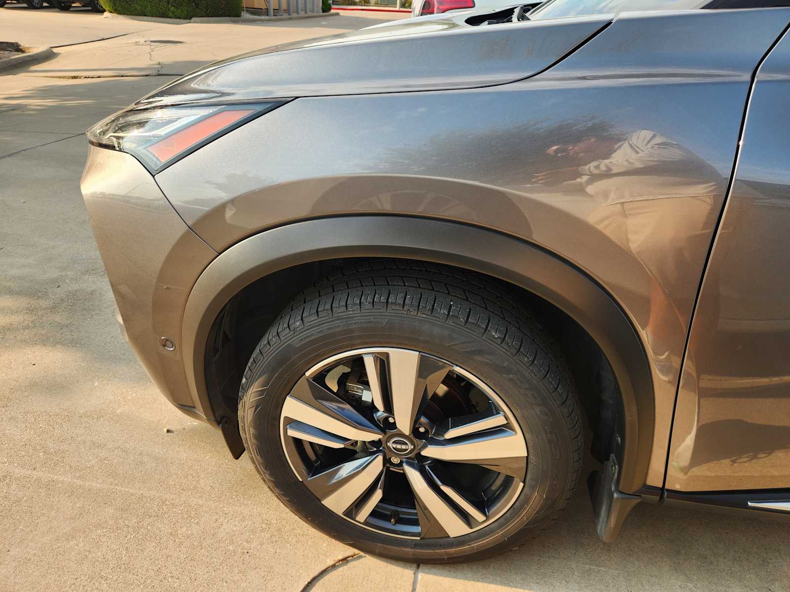 Thumbnail: 2023 Nissan Rogue - 10