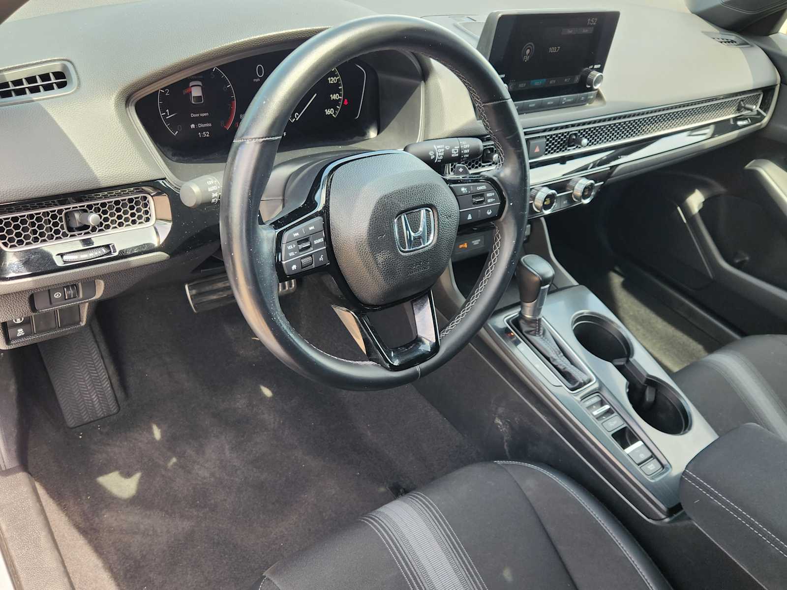 2022 Honda Civic Sport Hatchback photo 2