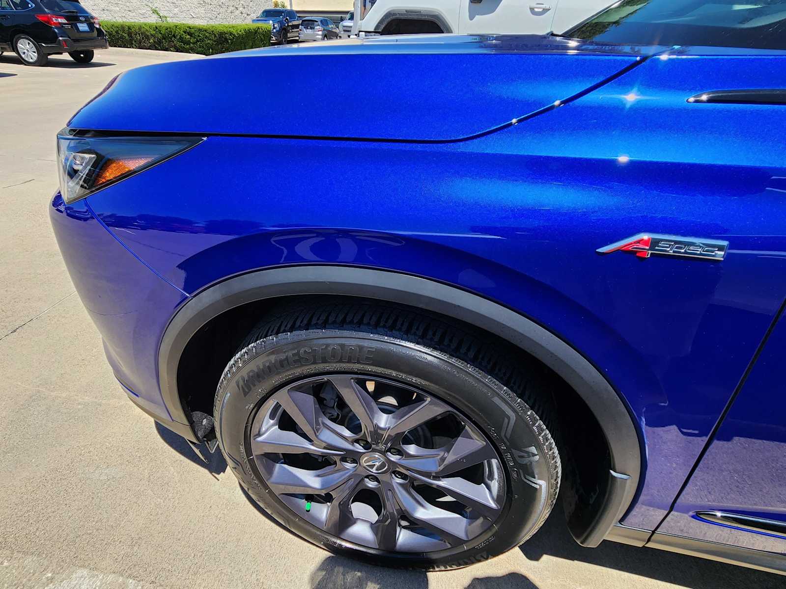Thumbnail: 2023 Acura MDX - 10