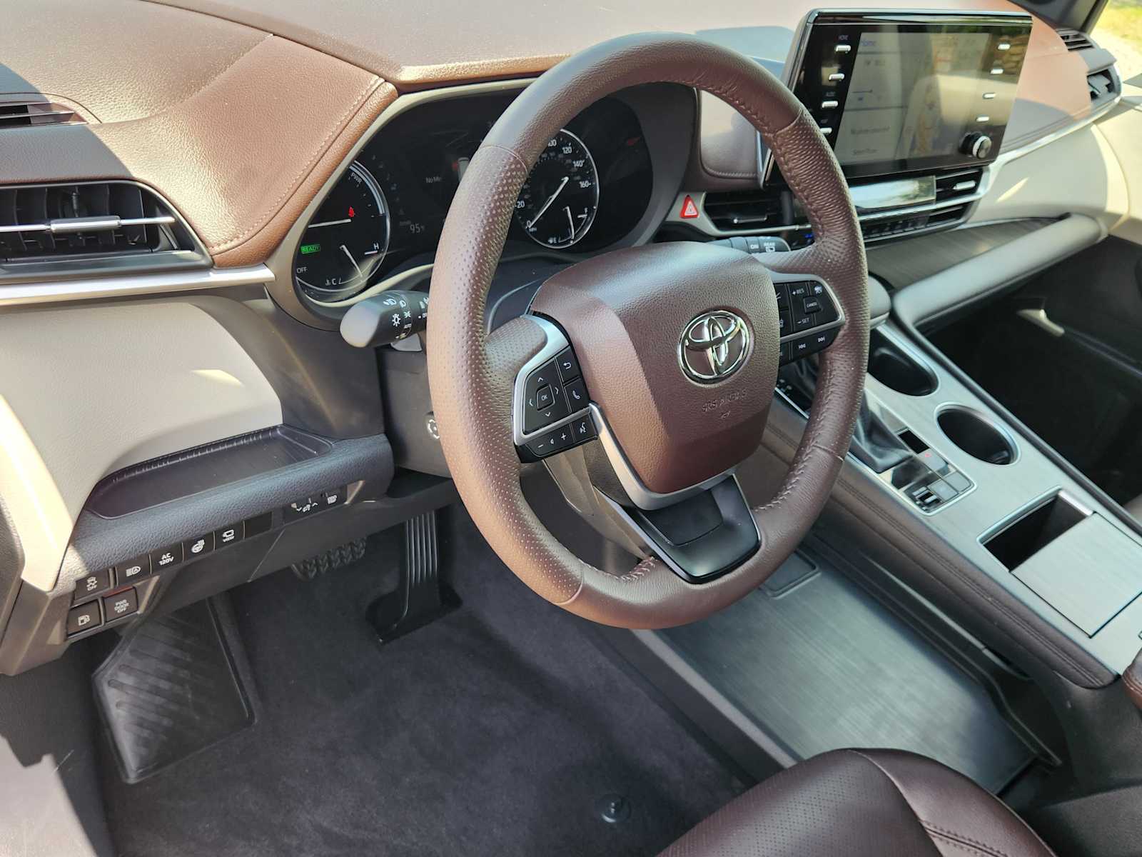Thumbnail: 2024 Toyota Sienna - 2