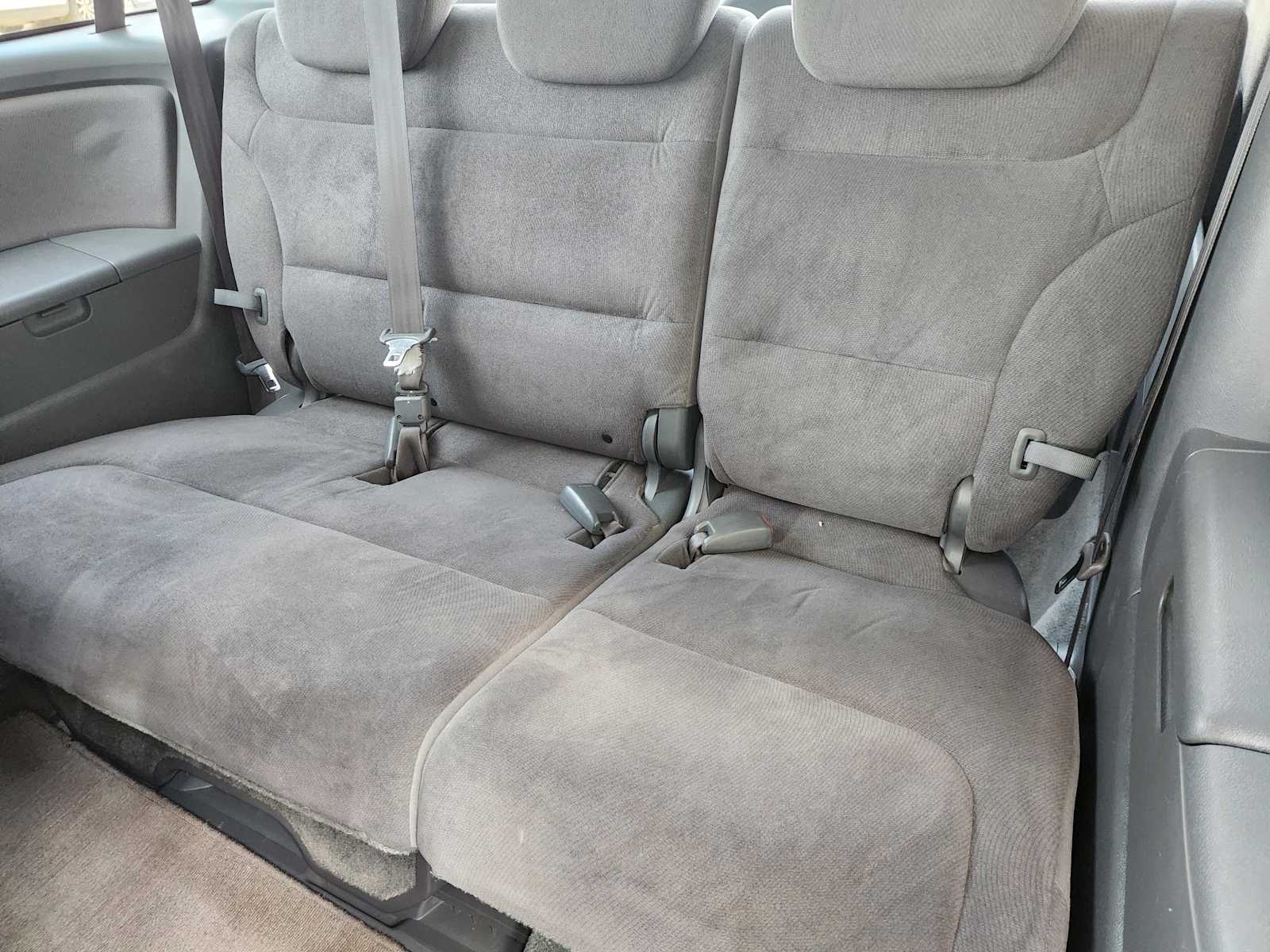 Thumbnail: 2005 Honda Odyssey - 14