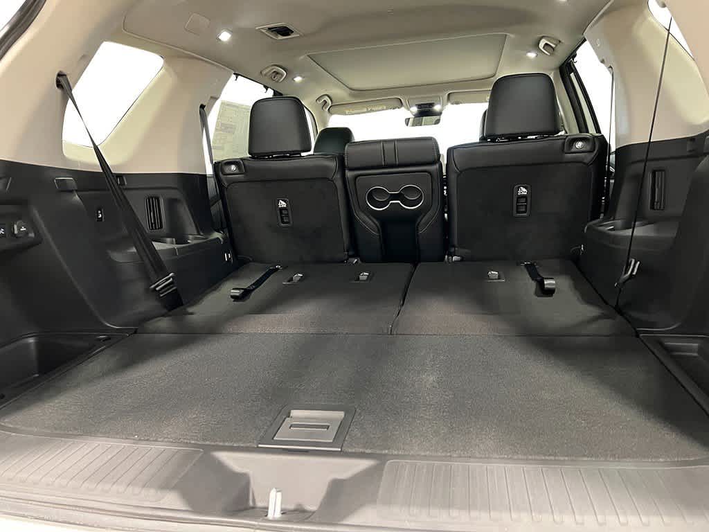 Thumbnail: 2025 Honda Pilot - 32