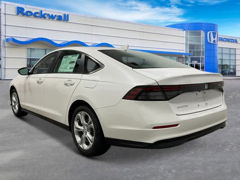 2025 Honda Accord LX photo 3