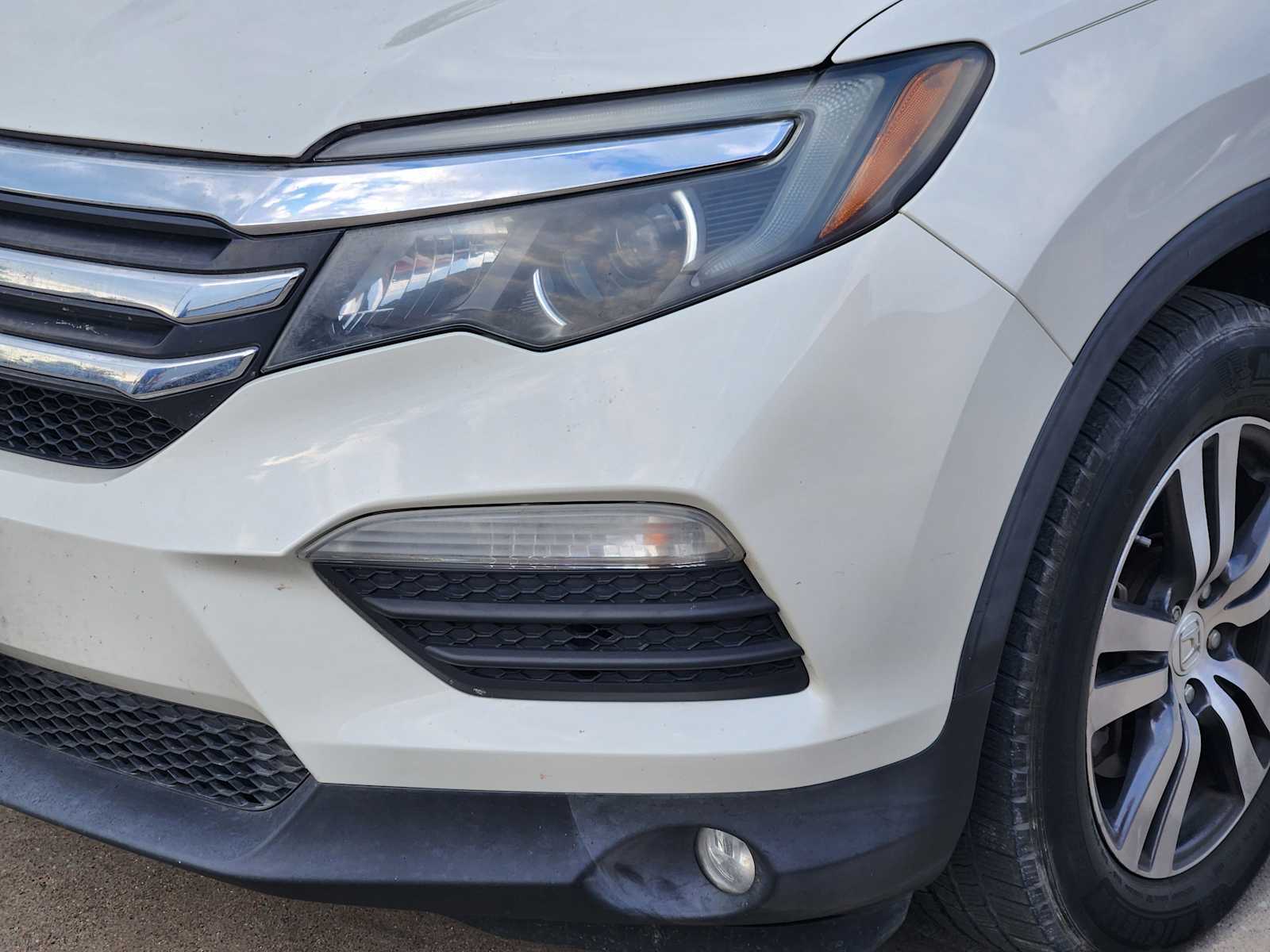 Thumbnail: 2018 Honda Pilot - 11